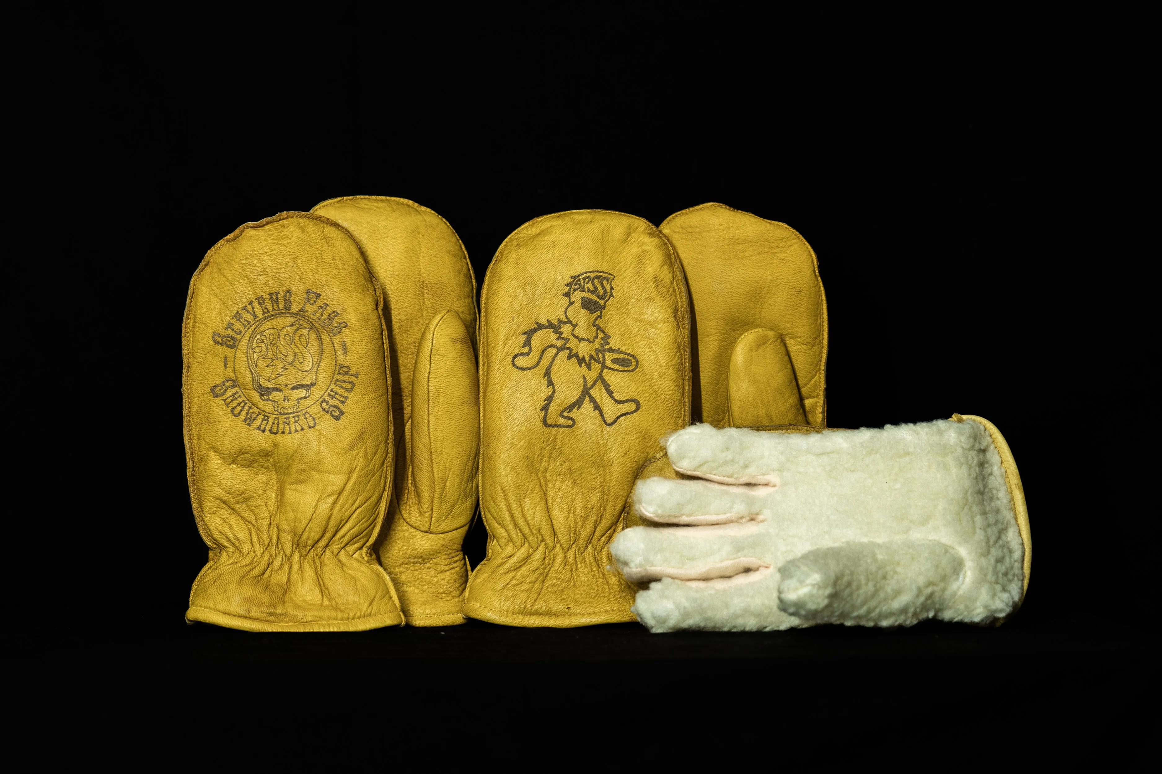 Custom Leather Mitten